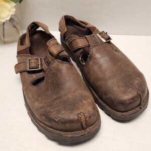 MOZO Oiled Brown Leather Adjustable Buckle Closed Sandal Shoe Rugged Lug Sole 13